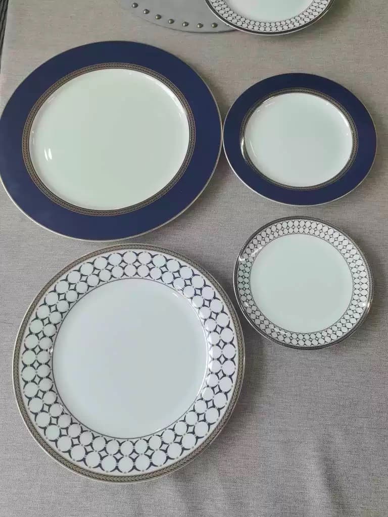DINNERWARE